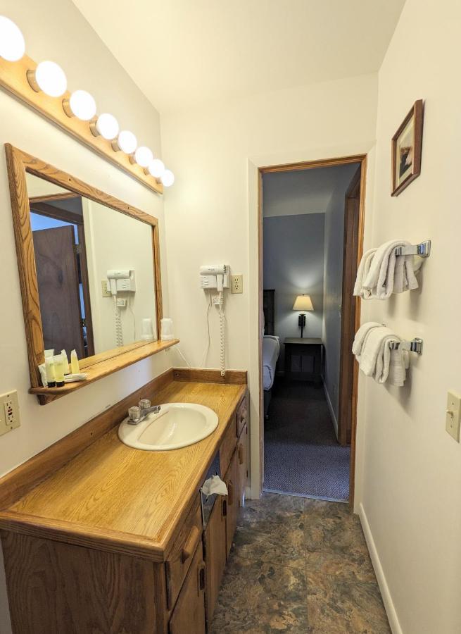غراند ليك Western Riviera Lakeside Lodging المظهر الخارجي الصورة